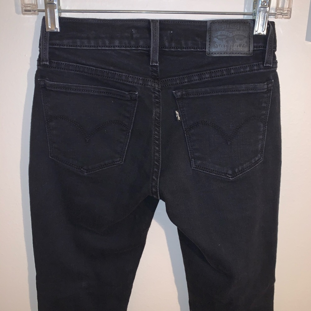 Levi’s Super Skinny Black Jeans Size 24